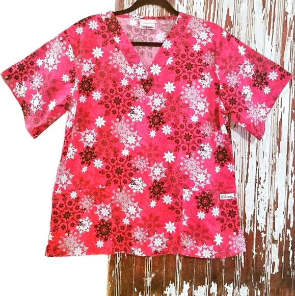 UA Scrubs Scrub Top Red Snowflake Print Size M - Picture 1 of 7